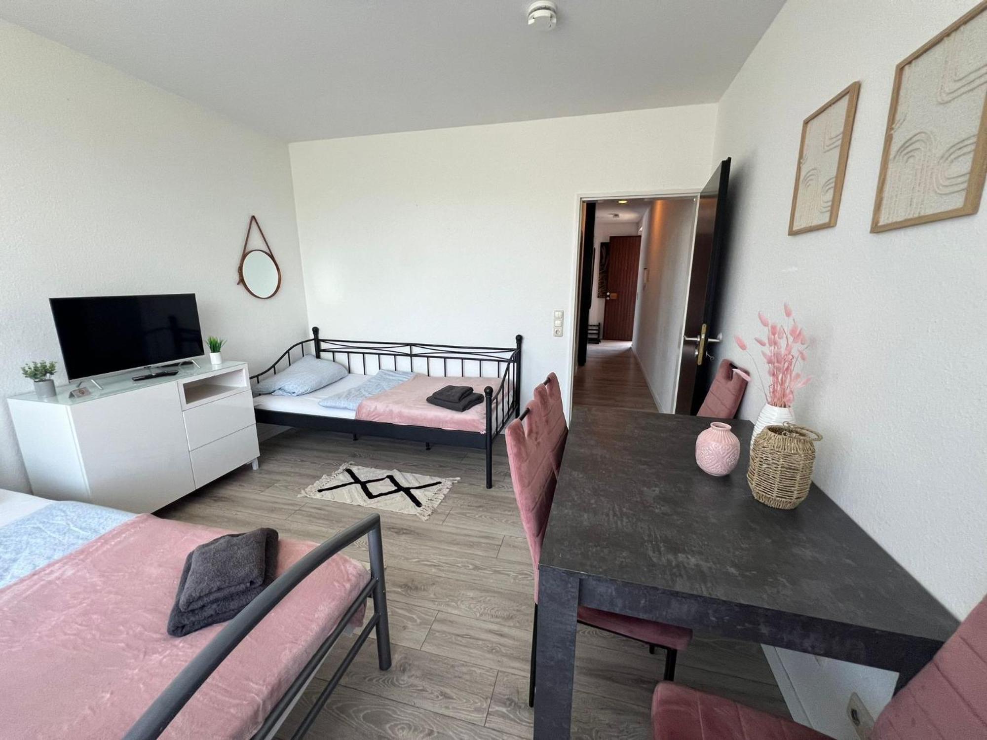 2 Zimmer Monteurwohnung Nr.3 In Marburg Esterno foto